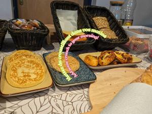 Jídlo v hotelu nebo okolí