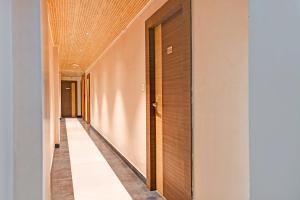 Fotografie z fotogalerie ubytování FabHotel Kzar Select - 2km from Park Street v destinaci Kalkata