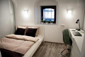 TV a/nebo společenská místnost v ubytování 4 Rooms