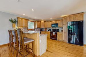 Φωτογραφία από το άλμπουμ του Earned Oasis σε Caryville +19 φωτογραφίες