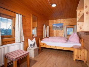 Posteľ alebo postele v izbe v ubytovaní Holiday Home Hochzillertalblick by Interhome