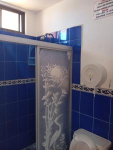 Koupelna v ubytování Maeo Suites Hotel