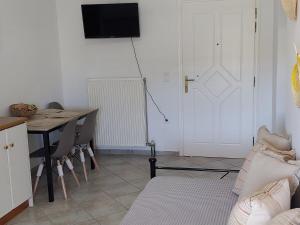 Μια τηλεόραση ή/και κέντρο ψυχαγωγίας στο Denaxas Apartments 2