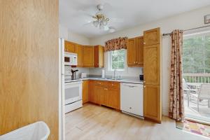 Kuchyň nebo kuchyňský kout v ubytování Aspen Cottage