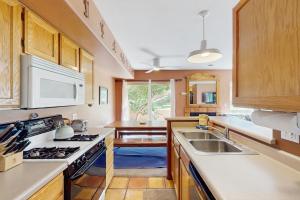 Η κουζίνα ή μικρή κουζίνα στο Solano Vallejo 3349