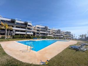 Bassein majutusasutuses Stylish Coastal Retreat Pool Gym and Sauna PF8 või selle lähedal