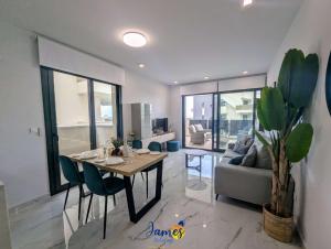 Istumisnurk majutusasutuses Stylish Coastal Retreat Pool Gym and Sauna PF8 +38 fotot