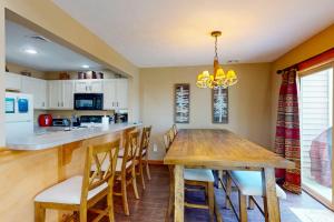 Η κουζίνα ή μικρή κουζίνα στο Northridge 372