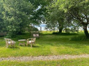 Κήπος έξω από το Petit gîte en Périgord Pourpre +2 φωτογραφίες