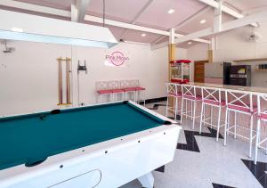 Τραπέζι μπιλιάρδου στο Luxury Villa on Nimman Pool Table Huge Garden