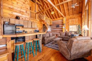 Kuchyň nebo kuchyňský kout v ubytování Mountain Memories 2 By Avada Properties