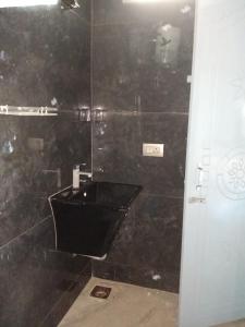 Koupelna v ubytování Bob Marley Beach Resort + 3 fotografie