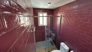 Ένα μπάνιο στο Apartamento cristo 20 en arenas de velez malaga +15 φωτογραφίες