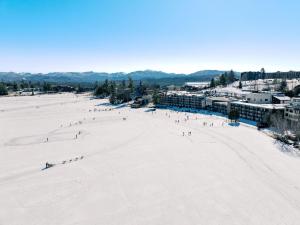 Afbeelding uit fotogalerij van Golden Arrow Lakeside Resort in Lake Placid