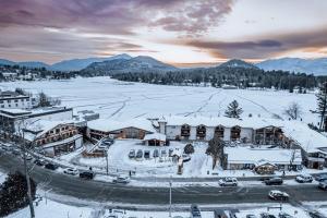 Afbeelding uit fotogalerij van Golden Arrow Lakeside Resort in Lake Placid