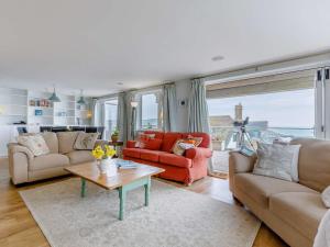 Φωτογραφία από το άλμπουμ του 4 Bed in West Bay 86538 σε Bridport