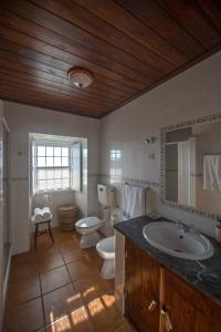 Ett badrum på Casas do Capelo