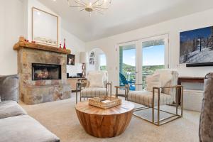 Televisyen dan/atau pusat hiburan di Old Town Views by Park City Vacations