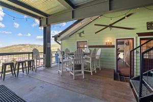 Balkoni atau teres di Old Town Views by Park City Vacations