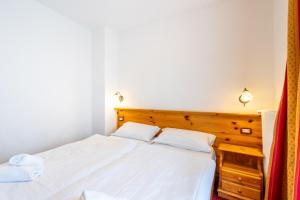 Postel nebo postele na pokoji v ubytování Hotel Polsa