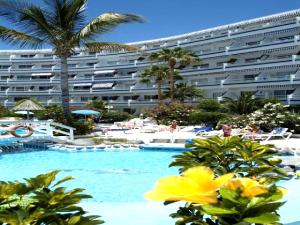 Bazén v ubytovaní Club Atlantis Aparthotel Ocean View alebo v jeho blízkosti