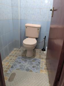 Koupelna v ubytování NYATI 1bdrm Apartment Donholm