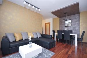 Posezení v ubytování Seaside Apartments Petrovac