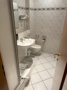 Koupelna v ubytování Aparthotel Zur Linde - by Willms & Schömer eG
