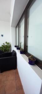 Zdjęcie z galerii obiektu Moderno apartamento frente al mar w Puerto de la Cruz