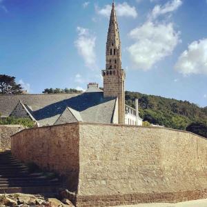 Fotografia z galérie ubytovania Maison bretonne à 2 mn à pied de la mer v destinácii Saint-Michel-en-Grève