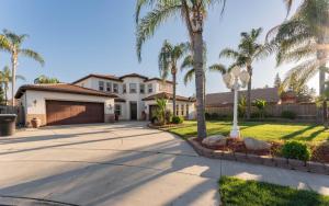 Το κτήριο όπου στεγάζεται  το δωμάτιο σε οικογενειακή κατοικία