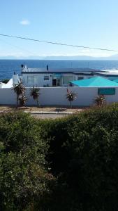 Gallery image of On the Rocks Guesthouse in Gansbaai