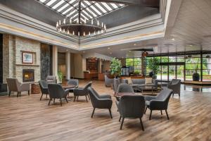 Posezení v ubytování Four Points by Sheraton San Diego
