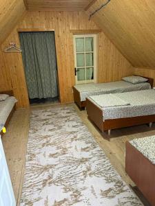Postel nebo postele na pokoji v ubytování Fiesta + 24 fotografií