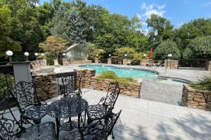 Swimmingpoolen hos eller tæt på Memory Maker - GB