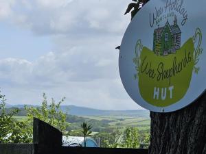 Gallery image of Wee Shepherds Hut Maybole in Maybole