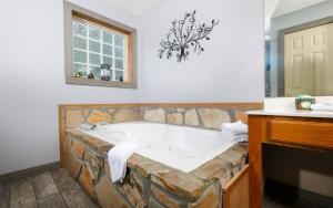 Gallery image of Honey Bear Heaven in Gatlinburg