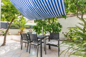 Zahrada ubytování Apartments by the sea Okrug Donji, Ciovo - 11144