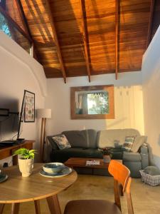 Μια τηλεόραση ή/και κέντρο ψυχαγωγίας στο Loft in the Woods in São Roque!