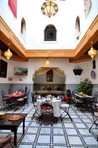 Posezení v ubytování Riad Tafoukt Fes