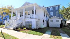 Budova, kde se prázdninový dům nachází