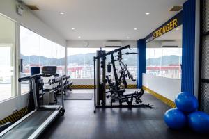 Fitness centrum a/nebo fitness zařízení v ubytování Amata Patong