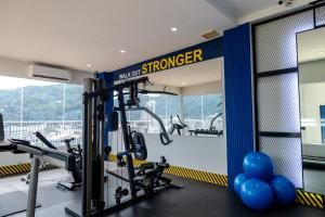 Fitness centrum a/nebo fitness zařízení v ubytování Amata Patong