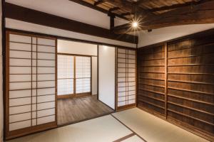 Fotografie z fotogalerie ubytování 京町家一棟貸しKyoto Machiya Stay En v Kjótu