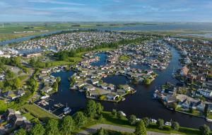 an aerial view of a harbor with homes at Stunning Home In Lemmer With Wifi in Lemmer +17 photos