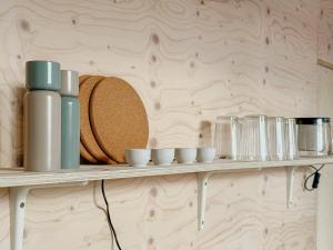 Foto de la galeria de Minimalist Cabin With Forest Views In Arvika a Arvika