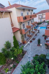 Budova, kde se aparthotel nachází