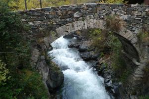 Un paisaje natural cerca del camping