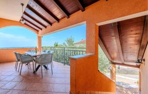 Balkón alebo terasa v ubytovaní Holiday Home Koromani V