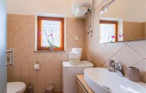 Kúpeľňa v ubytovaní Holiday Home Koromani V